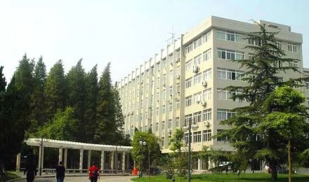 武汉科技大学国际学院学院简介