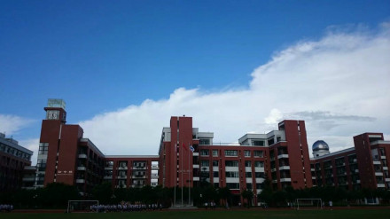 广州市铁一中学亚运城校区学校介绍