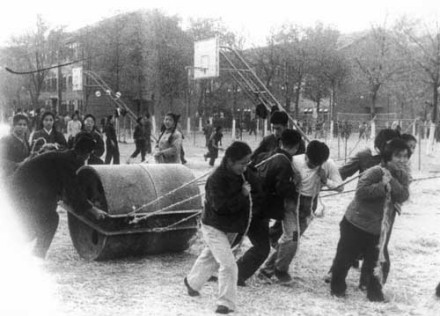 八大学院地理位置随着八大学院的兴建