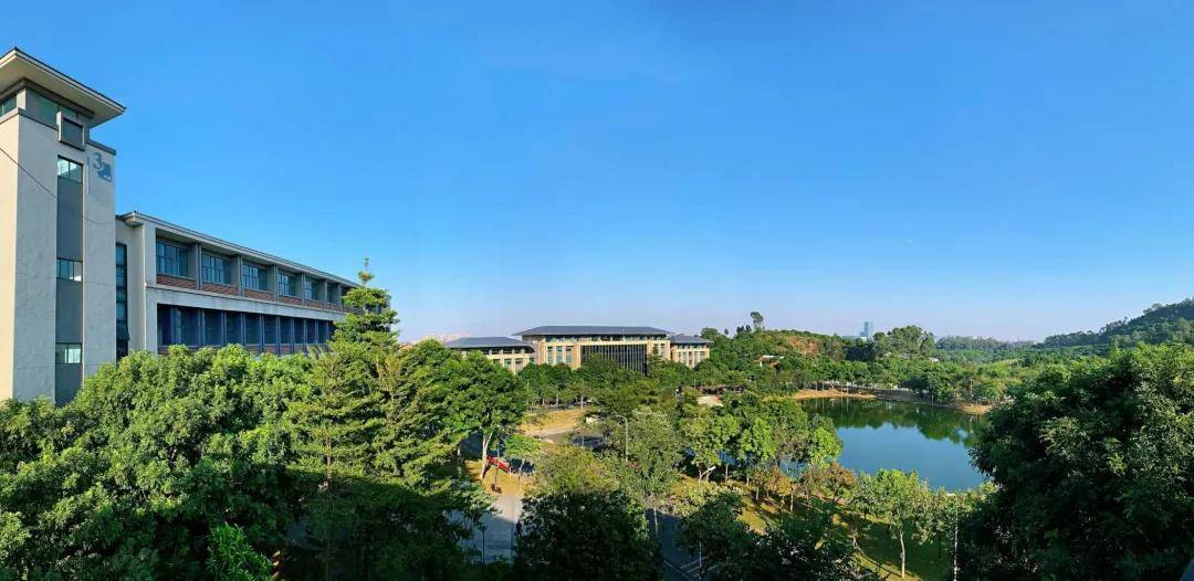 东莞城市学院教学建设