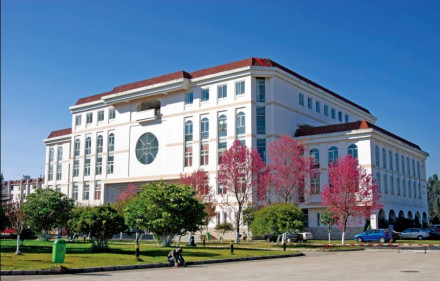 云南大学滇池学院历史沿革