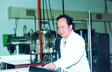 中国科学院院士何国钟人物经历