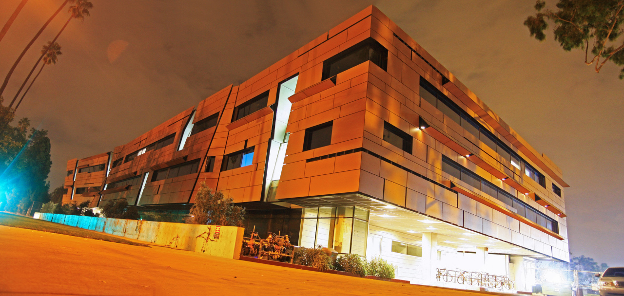 加州理工学院行政管理