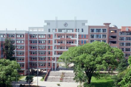 福建师范大学附属中学合并之后