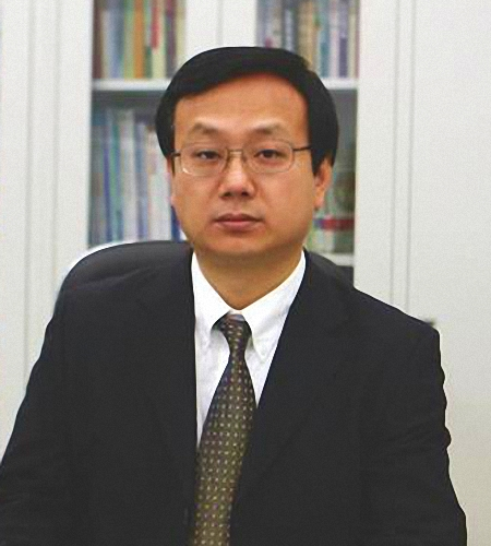 江雷在超疏水性和亲水性涂层方面具有重要贡献