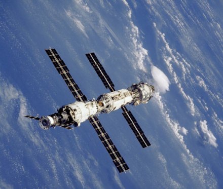 空间交会对接对接停靠段