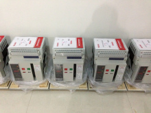 万能式断路器简介