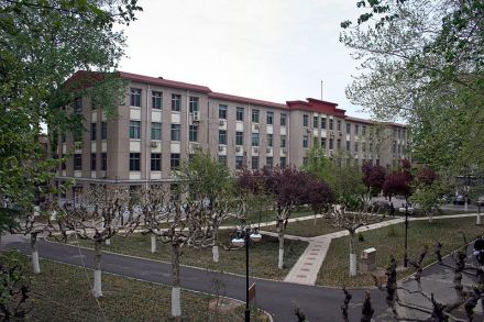 山东大学洪家楼校区主要建筑