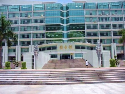 韩山师范学院中文系专业学科建设