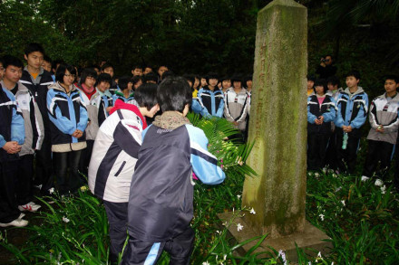 浏阳市第一中学纪念碑介绍