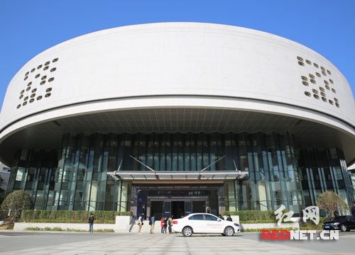 国家超级计算长沙中心运营模式公益性与经营性相结合，市场化运作