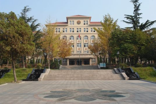 山东省青岛第六十六中学学校地址地址