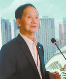 中国工程院院士刘友梅人物经历1944年