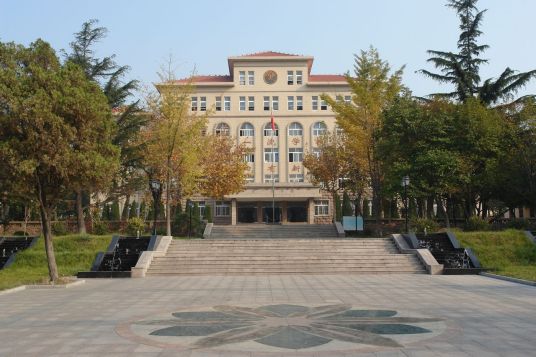 山东省青岛第六十六中学学校地址