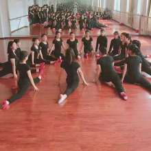 重庆市经贸中等专业学校开设专业