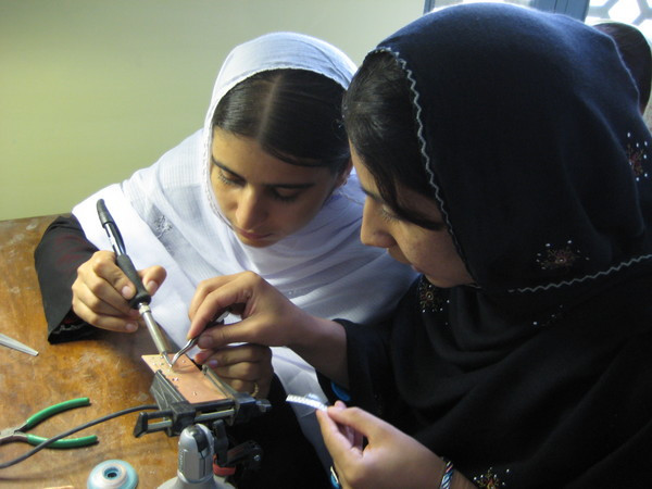 微观装配实验室fablab的启示