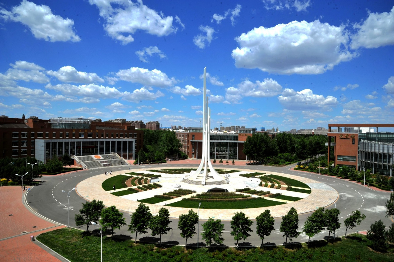 吉林财经大学合并发展