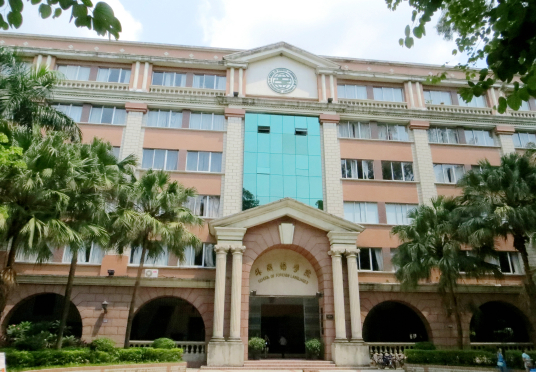 中山大学外国语学院社会评价