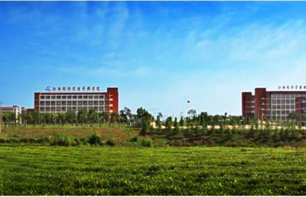 江西管理职业学院师资力量