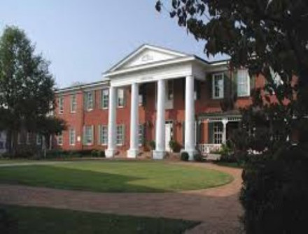 拉格朗日学院学校简介