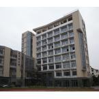 上海建峰职业技术学院是211大学吗